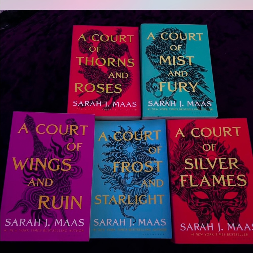 ACOTAR and The cursed / The coven